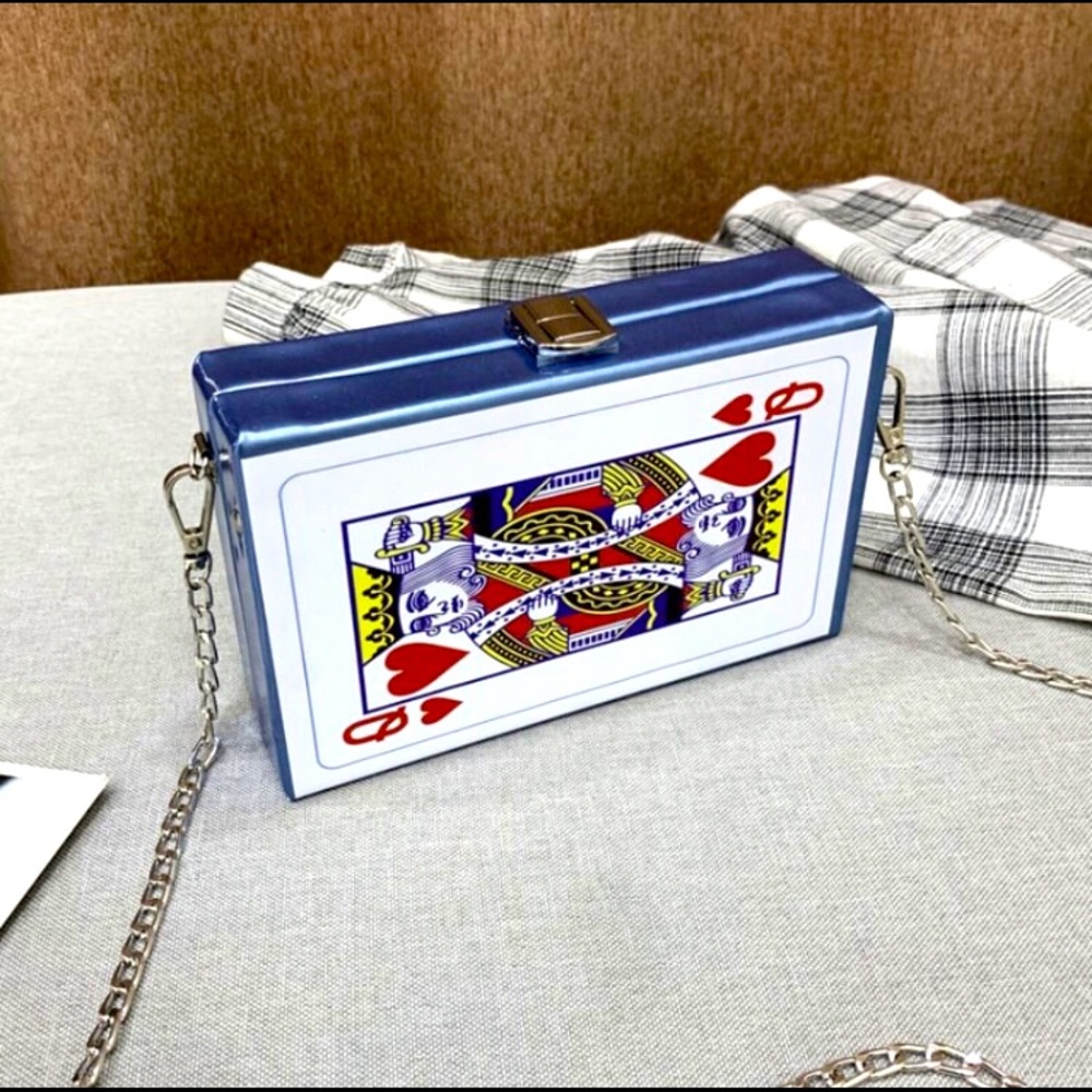 Queen of heart purse